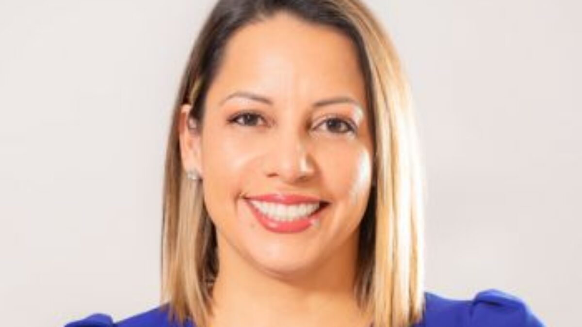 Reyna Estrada of MI Homes on The Home Builder Digital Marketing Podcast